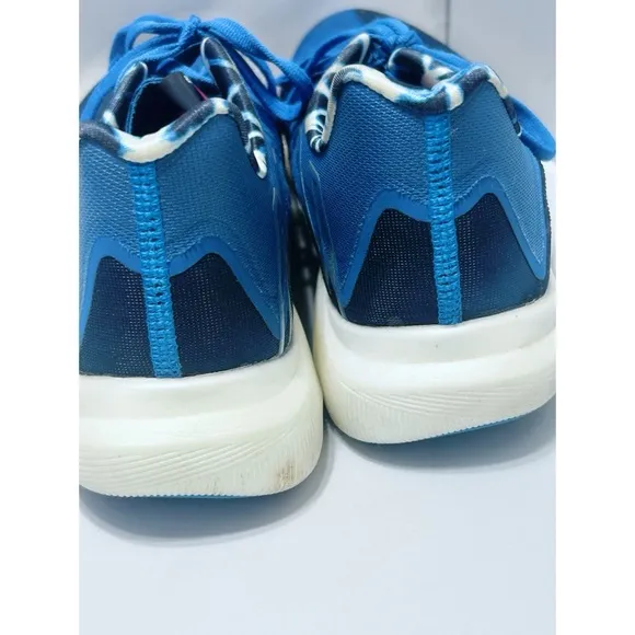 New Balance FuelCell Rebel V2’s in Blue and Black