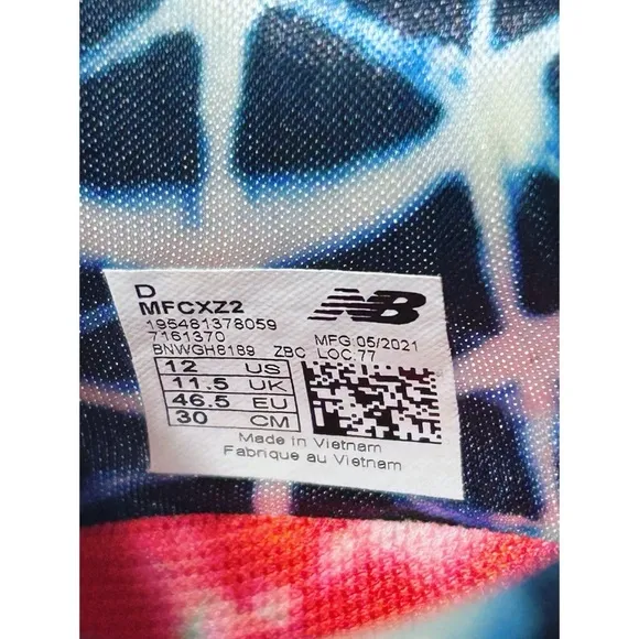 New Balance FuelCell Rebel V2’s in Blue and Black