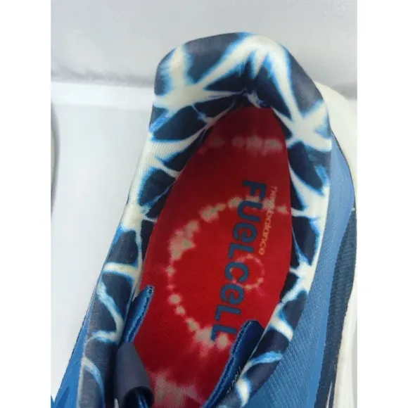 New Balance FuelCell Rebel V2’s in Blue and Black