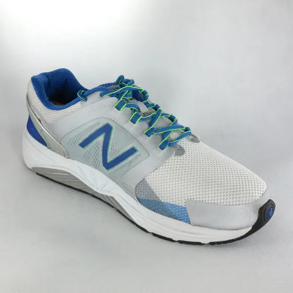 NEW BALANCE M3040 Optimum Control Running Shoes