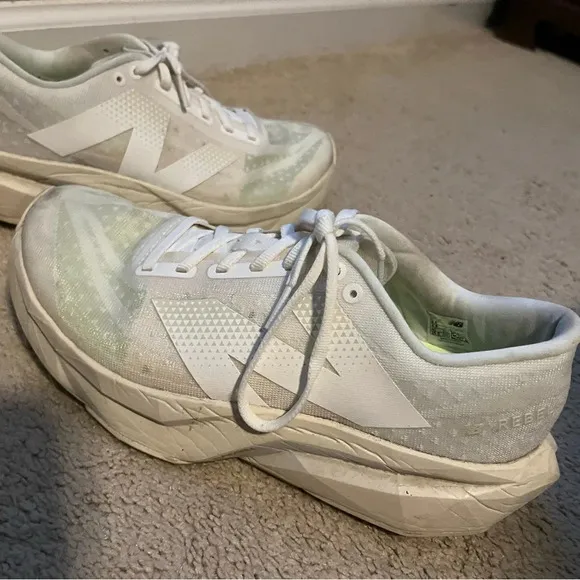 New Balance Rebel V4s