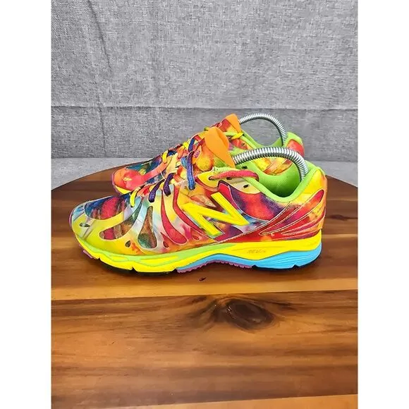 New Balance Rev lite Barringer 890v2 Womens Size 7 US, 37.5 EU W890VS