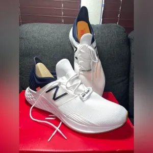 New Balance ROAX Running Shoes