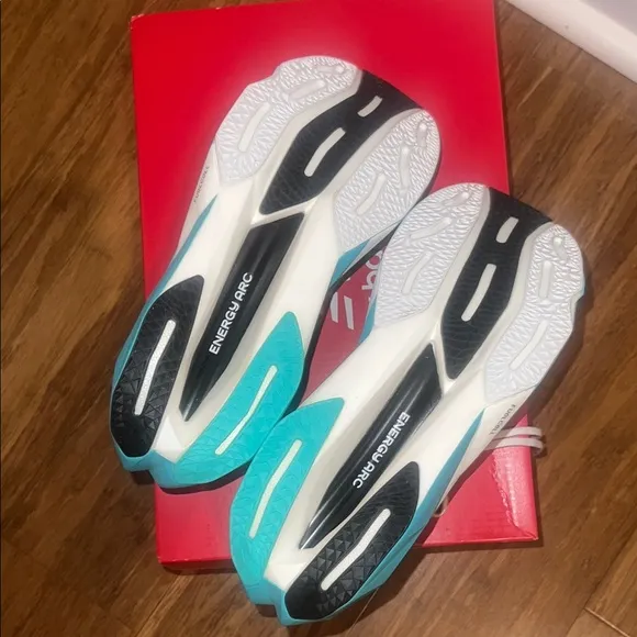 New Balance Women's SC Elite V4 Blue and Black Running Shoes