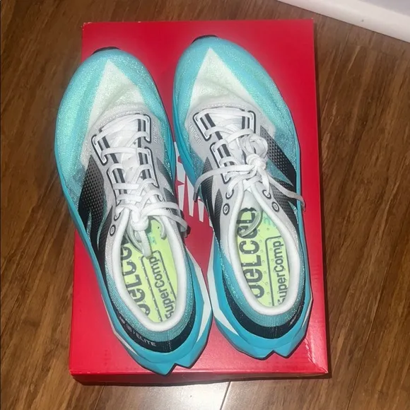 New Balance Women's SC Elite V4 Blue and Black Running Shoes