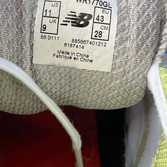 New Balance Womens 1770 Running Course Shoes in Grey/Green/White size 11