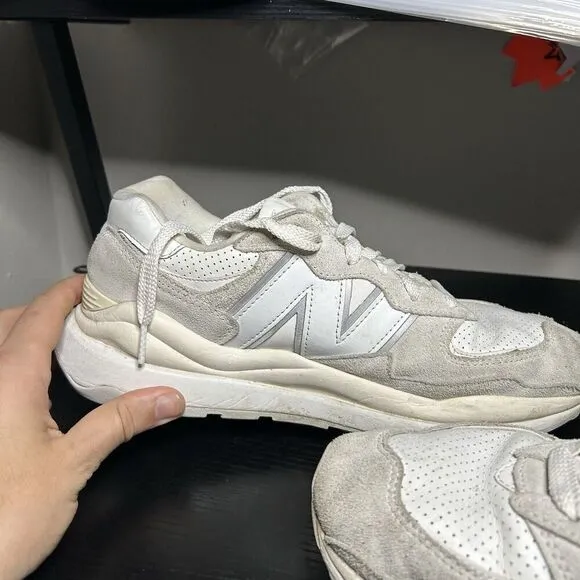 New Balance 57/40 Sneakers Mens Size 10 D White Gray Shoes