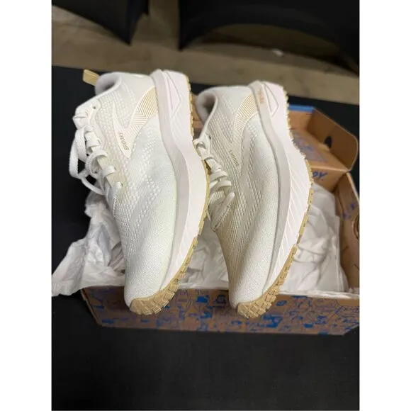 New Brooks Revel 6 White Khaki Running Shoes Sneakers 9