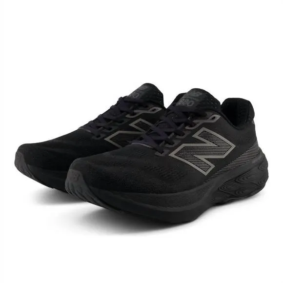 NEW NEW BALANCE men's 880 v15 running sneakers in black with black and black met