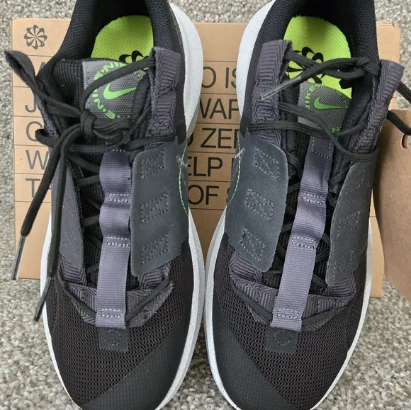 NEW - Nike Crater Impact Youth Size 6 /EU 38.5 /women’s Size 7.5 Running Shoes
