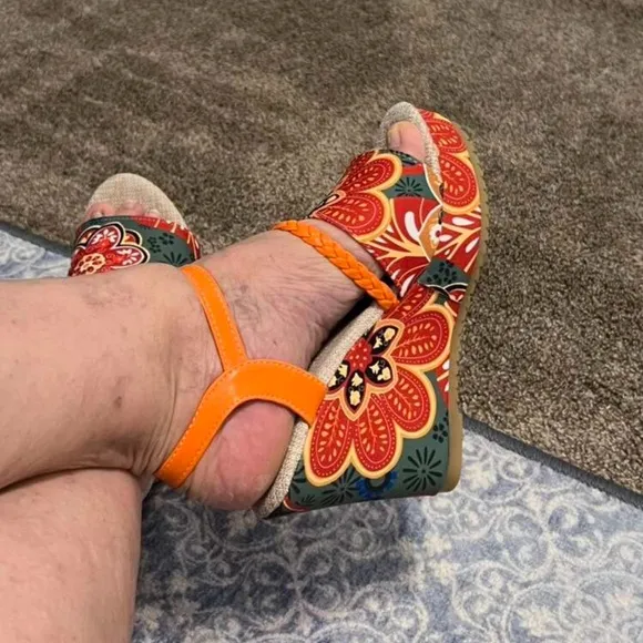 NEW - Orange Buckle Waterproof Platform High Heel Sandals
