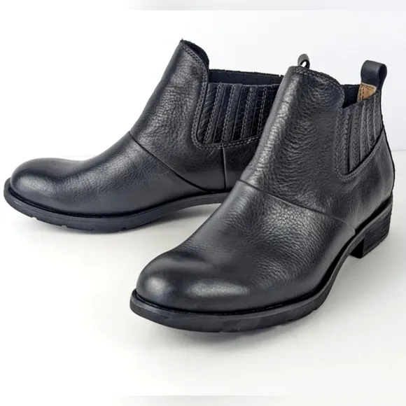 NEW Sofft Bellis Black Leather Ankle Waterproof Boots Size 7.5