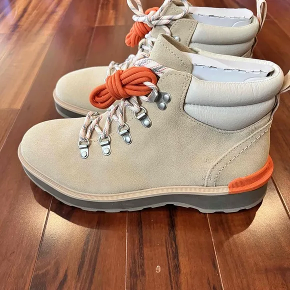 New Sorel Hi-Line Hiker Boot Ceramic Beige Lace-Up Orange Laces Leather Sz US 10