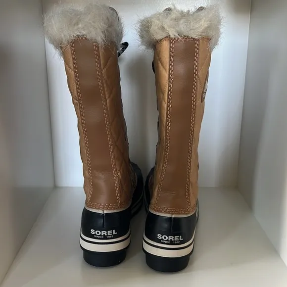 NEW Sorel Tofino II High Waterproof Faux Fur Winter Boots in Tan/Black. Size 7.5
