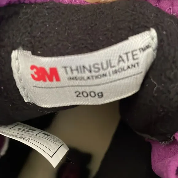 NEW Ugg Girl Boots. Purple.Never been worn. Waterproof! -20 degrees
