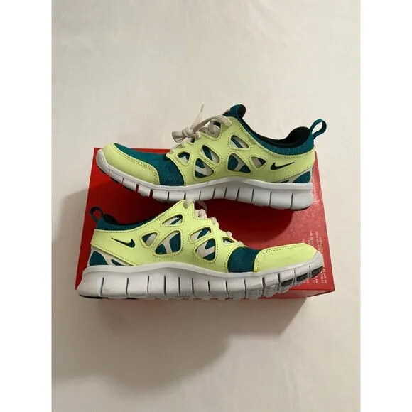New Youth Size 7Y Yellow Green Nike Free Run 2 Running Shoes DD0163 300