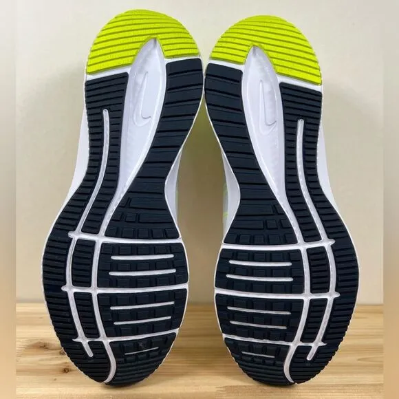 NEW Nike Quest 4 Running athletic shoes Mens 12 Grey Photon Dust Volt Glow
