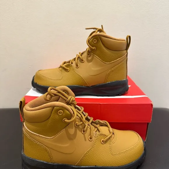 NIB Nike Manoa LTR Boots BQ5372 700 PS  Wheat/Black/Wheat Waterproof Unisex