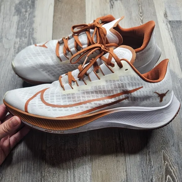Nike 700M Pegasus 37 Texas Longhorns Men's Size 11 Sneakers