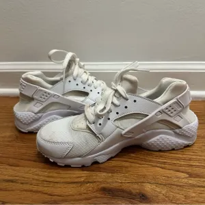 Nike Air Huarache Run GS White Running Shoes Size 6Y