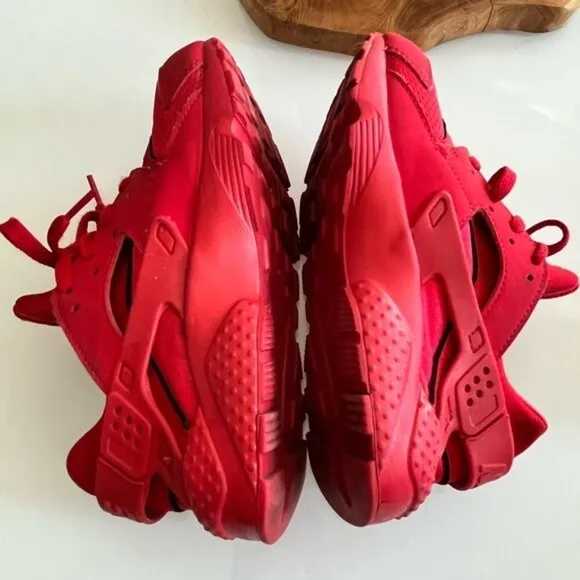 Nike Air Huarache Triple Red Run Girls Athletic Running Sneakers Shoes Size 1y