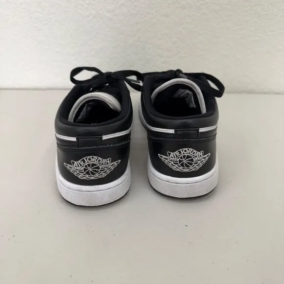 Nike Air Jordan 1 Low Panda Black White Sneakers Shoes DC0774-101 Womens sz 9.5
