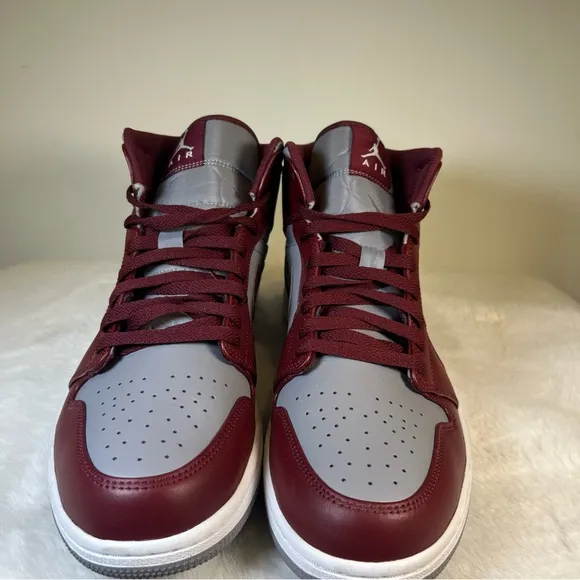 Nike Air Jordan 1 Men's‎ Shoes Size 11.5 - Cherrywood Red/ White Gently worn