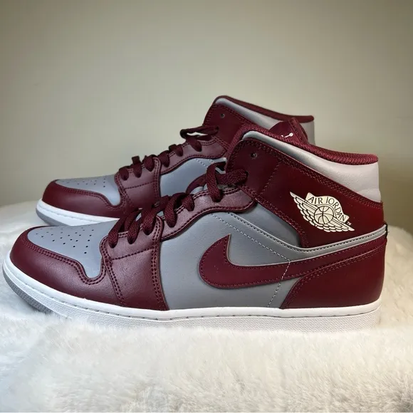 Nike Air Jordan 1 Men's‎ Shoes Size 11.5 - Cherrywood Red/ White Gently worn