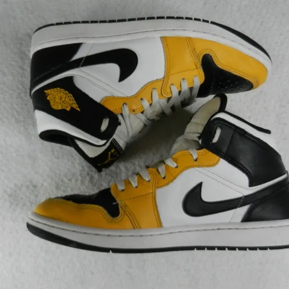 Nike Air Jordan 1 Mid Yellow Ochre Size 10  Basketball Sneakers DQ8426-710 Men's