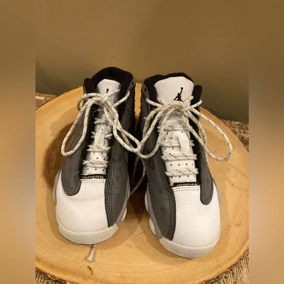 Nike Air Jordan 13 Retro Boys 11C Shoes Atmosphere Grey Sneakers 41457 RT-150$