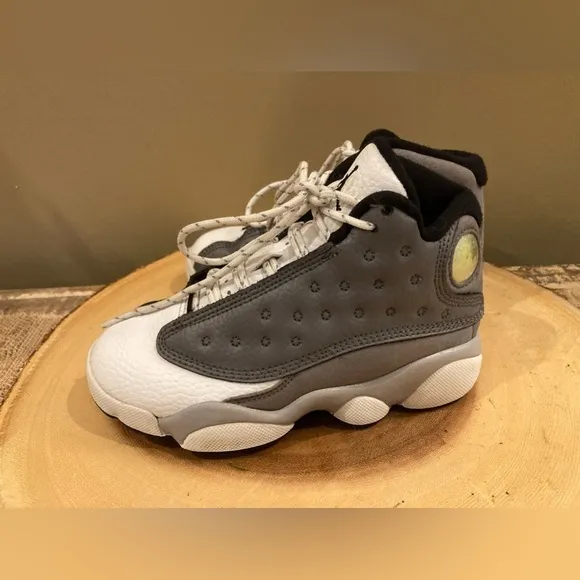 Nike Air Jordan 13 Retro Boys 11C Shoes Atmosphere Grey Sneakers 41457 RT-150$