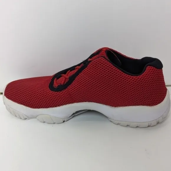Nike Air Jordan Future Low 3M University Red Men's Size 9.5 Sneakers 718948-600‎