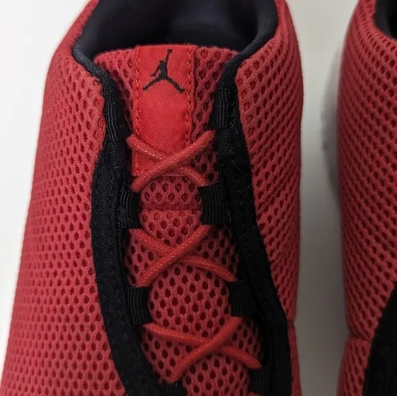 Nike Air Jordan Future Low 3M University Red Men's Size 9.5 Sneakers 718948-600‎