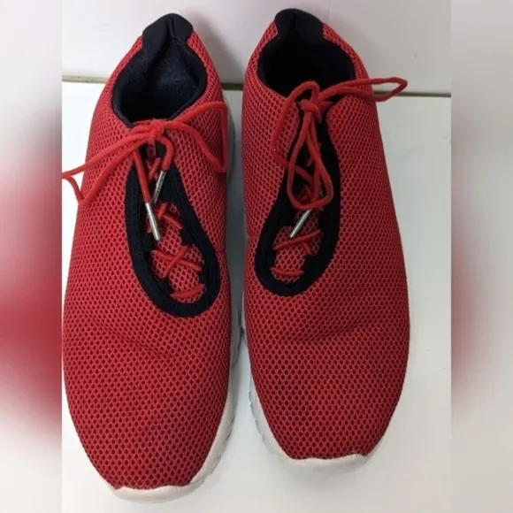 Nike Air Jordan Future Low 3M University Red Men's Size 9.5 Sneakers 718948-600‎