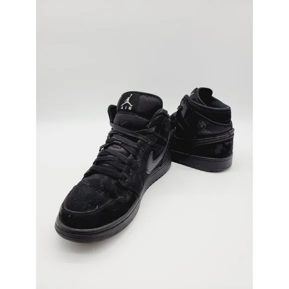 Nike Air Jordan Mid-Top SE Men's Black Sneakers Size 8