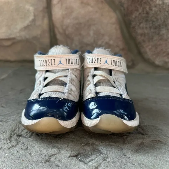 Nike Air Jordan Retro 11 Low 6C Toddler Shoe&quot;Win Like &quot;82&quot;