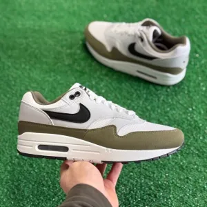 Nike Air Max 1 Low Mens Running Shoes White Green FD9082-102 VNDS Sz 8