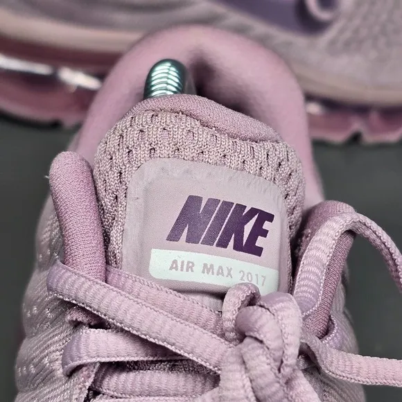 Nike Air Max 2017 Womens 6 Running‎ Shoes Purple 849560-503