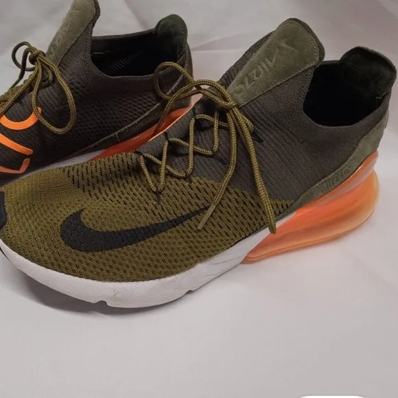 Nike Air Max 270 A01023-301 Men's Sz 13 Dark Green Running Sneakers Shoes