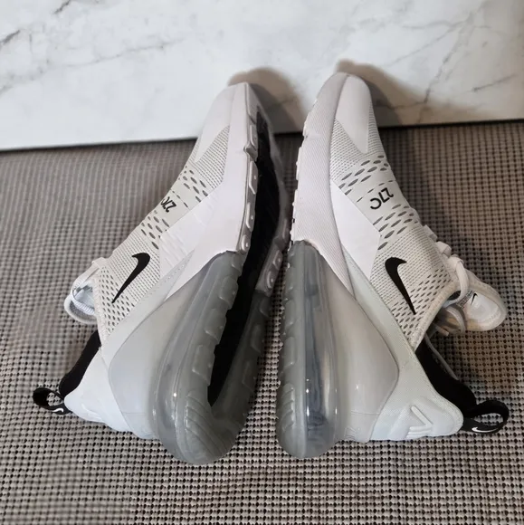 Nike Air Max 270 AH8050-100 Mens Sneakers Shoes Black White 9.5