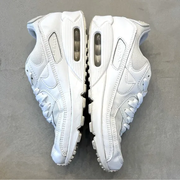 NIKE Air‎ Max 90 Sneakers, White, 9