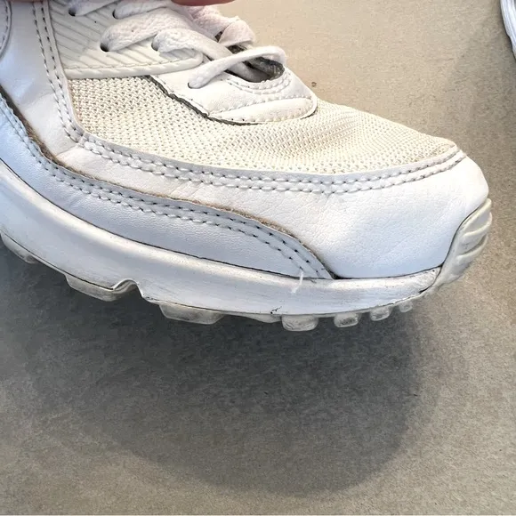 NIKE Air‎ Max 90 Sneakers, White, 9