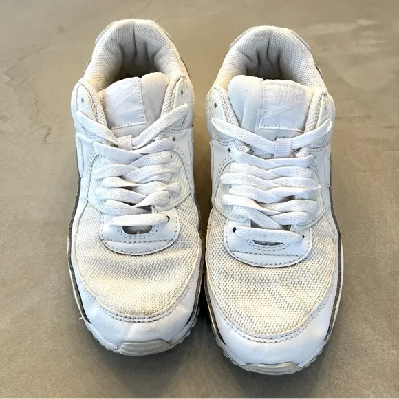 NIKE Air‎ Max 90 Sneakers, White, 9