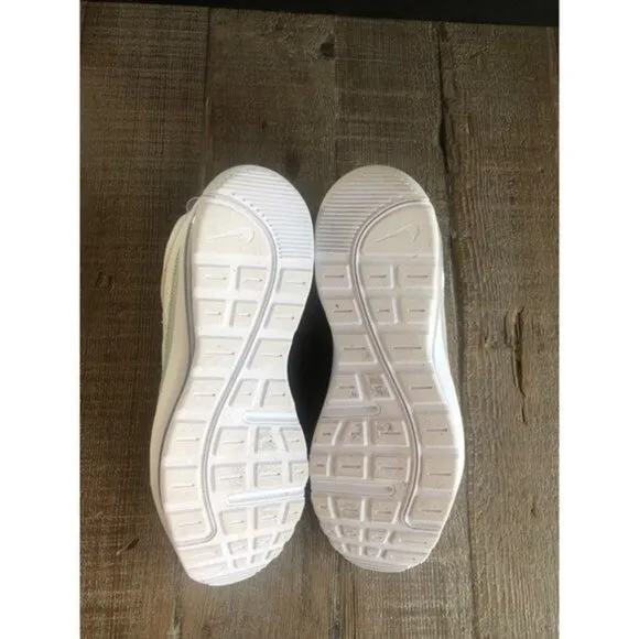 Nike AIR MAX AP white platinum women running Shoes size 8.5
