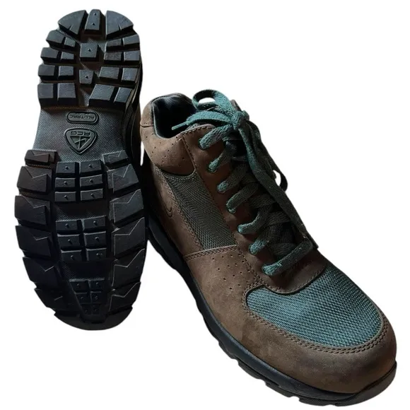 Nike Air Max Goadome (GS) 311567 Big Kid Boots Dark Chocolate/Vntg Green Sz. 7Y