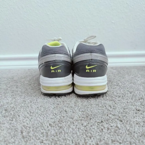 Nike Air Max Initiator Women's Size 8 Gray Lime Green Running Shoes Sneakers