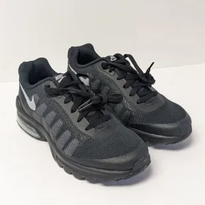 Nike Air Max Invigor Running Shoes, Black, Big Kids 5.5