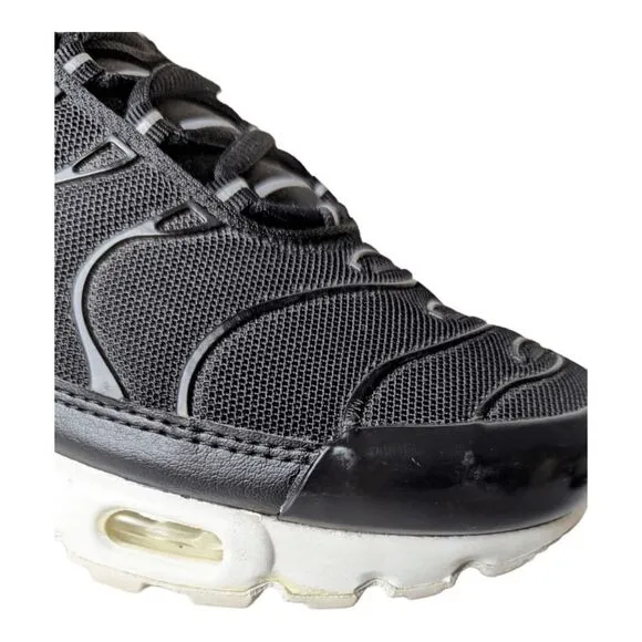 NIKE Air Max Plus 'White Black' Running Shoes Size 10.5