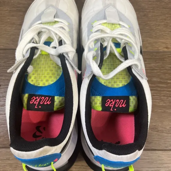 Nike Air Max Pre-Day Platinum Volt Running Shoes DZ4399-100 Men's Size 11.5