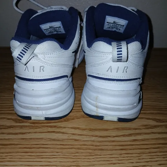 Nike Air Monarch Sneakers Shoes Men's Size 10.5 White